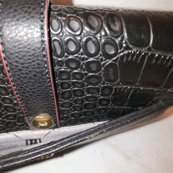 ANTONIO MELANI Black and Brown Croc-Embossed Crossbody Bag - Picture 4 of 7